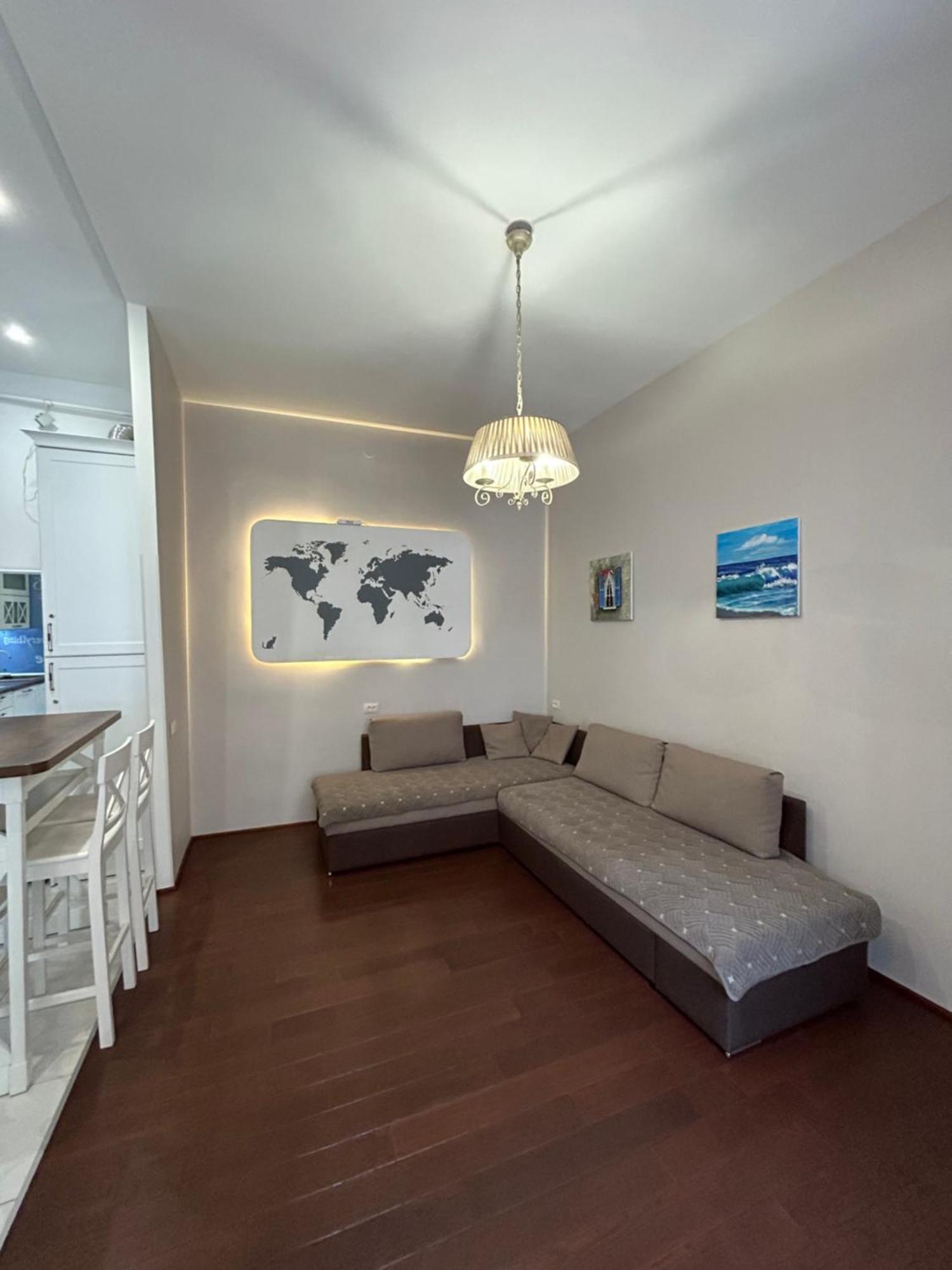 Modern Apartments In A Historical Place On Gorodotskaya Leopoli Esterno foto